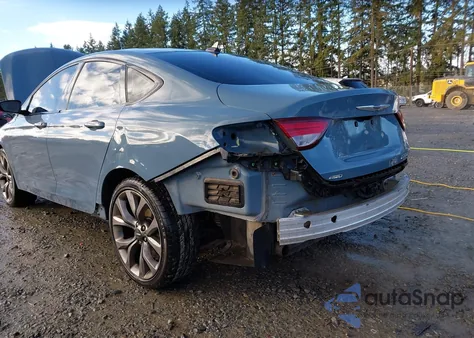 2015 Chrysler 200 S z USA, uszkodzony, nr VIN 1C3CCCDG4FN589566